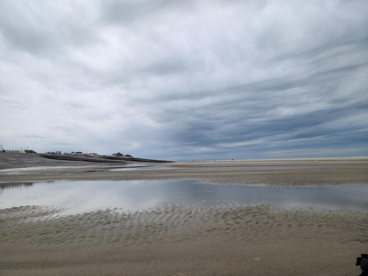 Gite Les Amoureux De La Baie Favières Buitenkant foto
